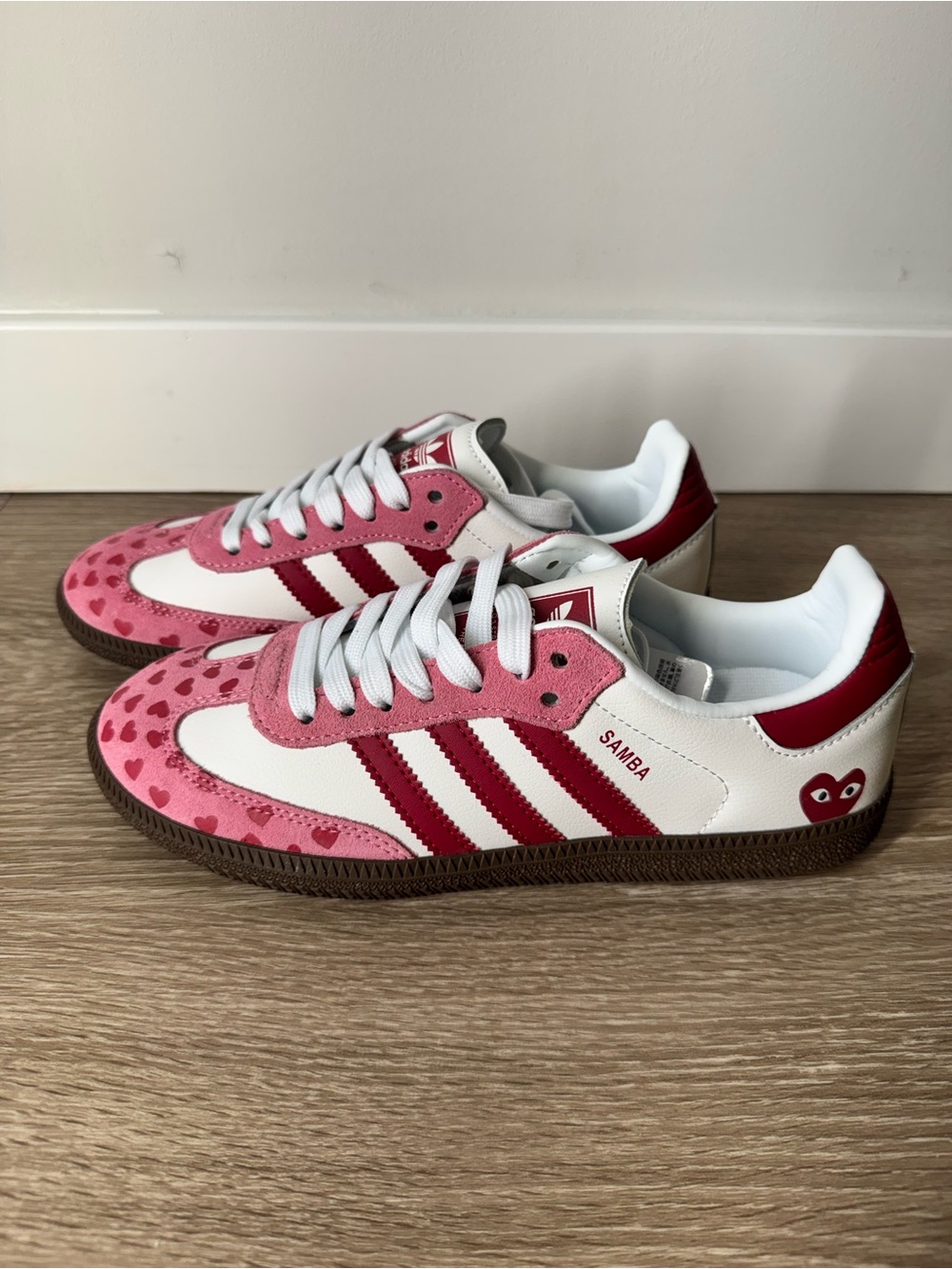 NWT Adidas Samba CDG Sneakers Red Pink White with Hearts, Size: 6.5 US Women’s - Picture 2 of 8